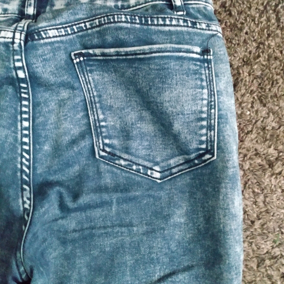 Dark wash blue jeans - Picture 3 of 4